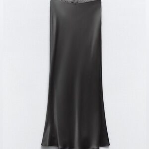 New Zara slip skirt in grey